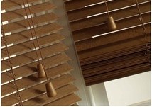 Wooden Venetian blinds 